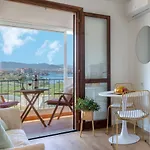 Seaview Loft Διαμέρισμα Όλμπια